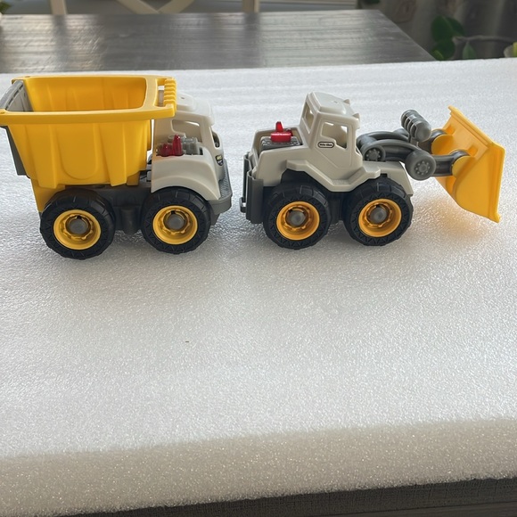 Little Tikes Mini’s set of 2 - Picture 2 of 5